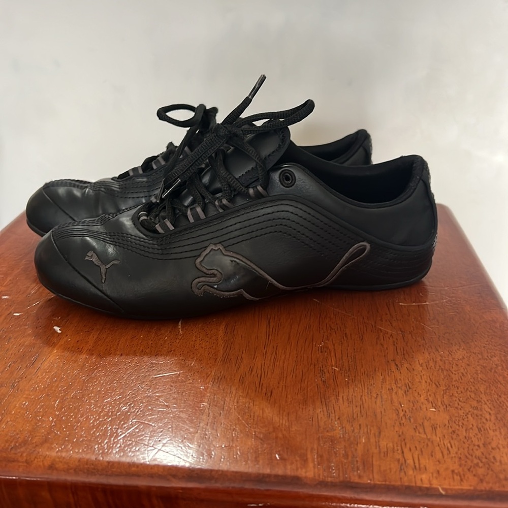 Puma shoes - Picture 4 of 8